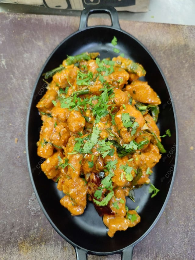 Delicious Chicken Spring Rolls prepared by COOX