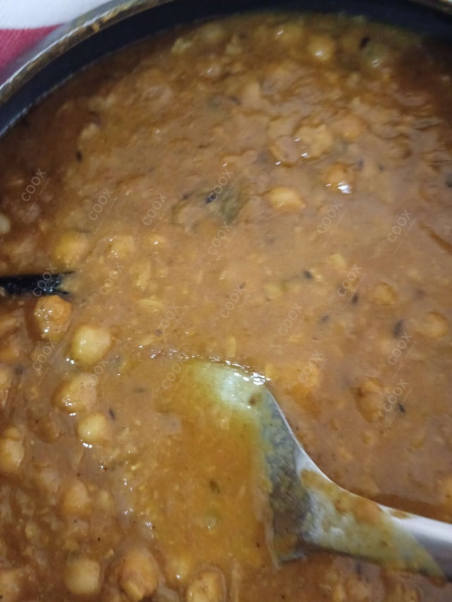 Delicious Kala Chana (Dry) prepared by COOX