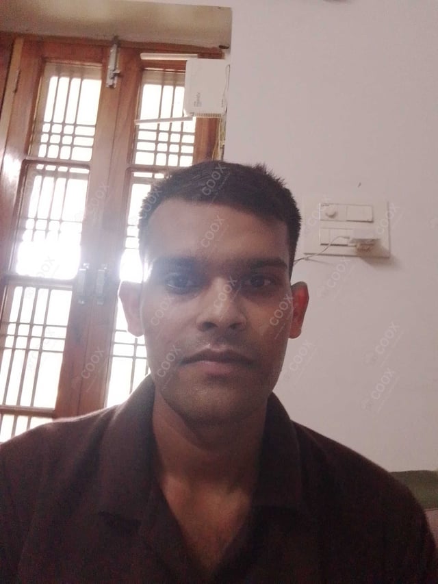 Chef from COOX at bookings. Professional cooks chefs at home