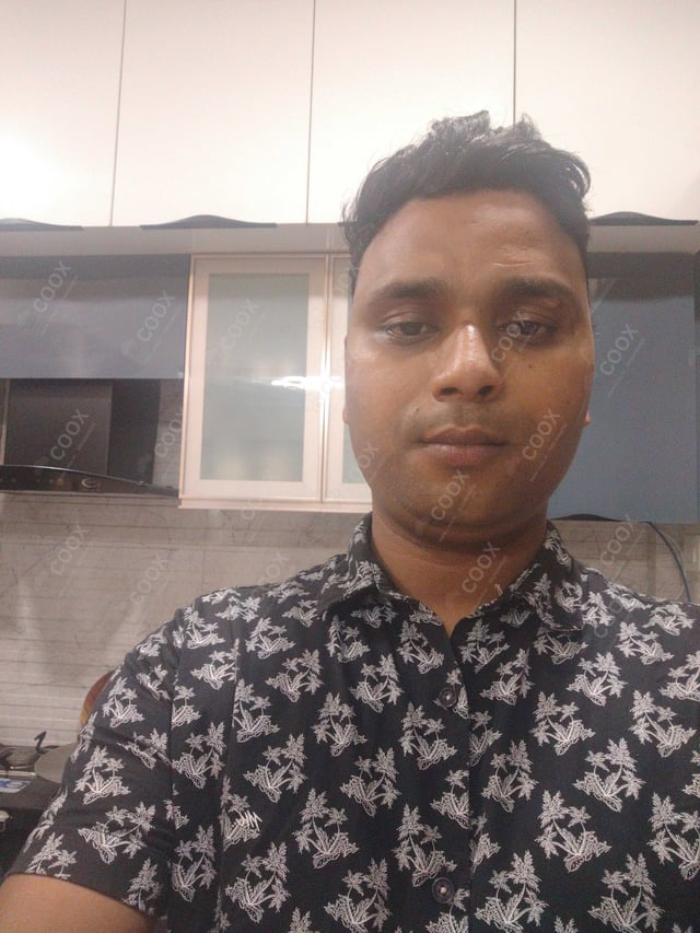 Chef from COOX at bookings. Professional cooks chefs at home