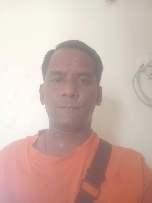 Chef from COOX at bookings. Professional cooks chefs at home