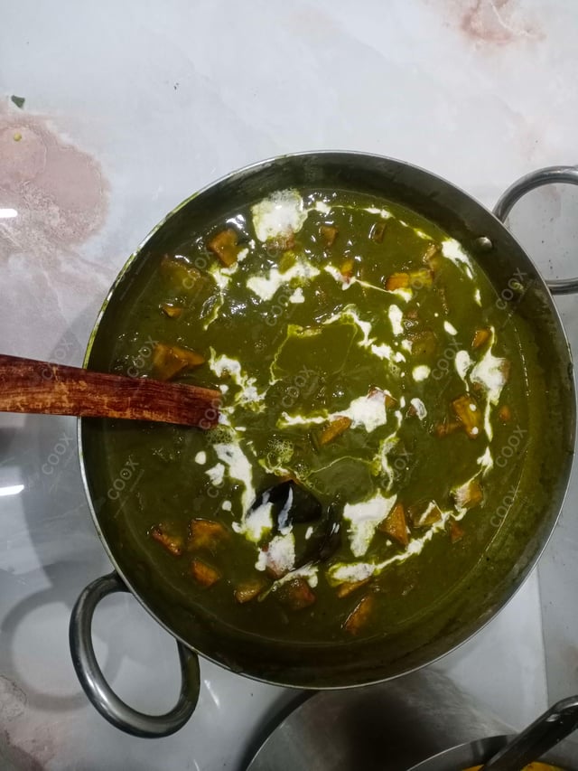 Delicious Palak Paneer prepared by COOX