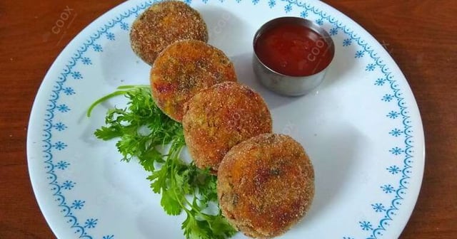 Delicious Veg Cutlets prepared by COOX
