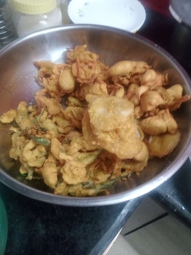 Delicious Mix Pakode prepared by COOX
