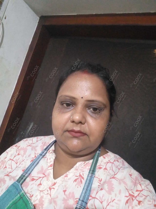 Chef from COOX at bookings. Professional cooks chefs at home