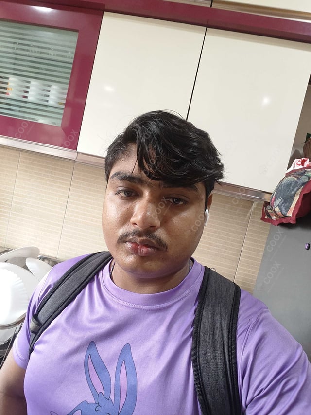 Chef from COOX at bookings. Professional cooks chefs at home