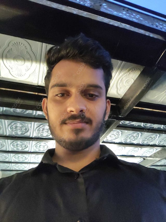 Chef from COOX at bookings. Professional cooks chefs at home