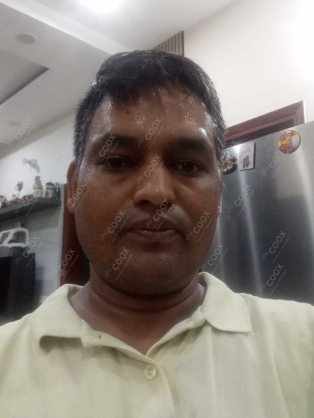 Chef from COOX at bookings. Professional cooks chefs at home