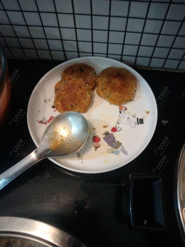 Delicious Veg Cutlets prepared by COOX