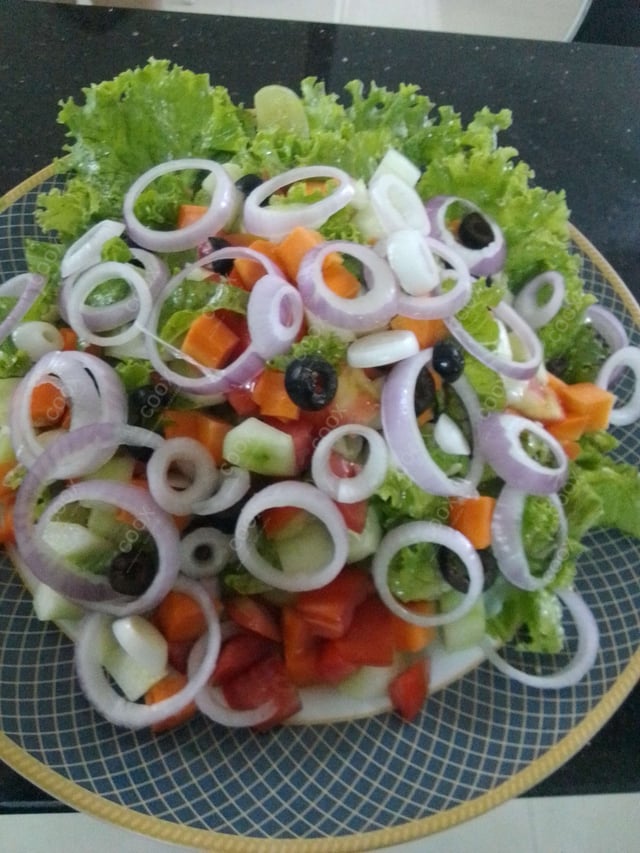 Delicious Garden Fresh Salad prepared by COOX
