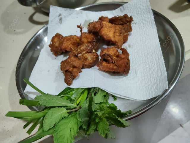Tasty Chicken Fry cooked by COOX chefs cooks during occasions parties events at home