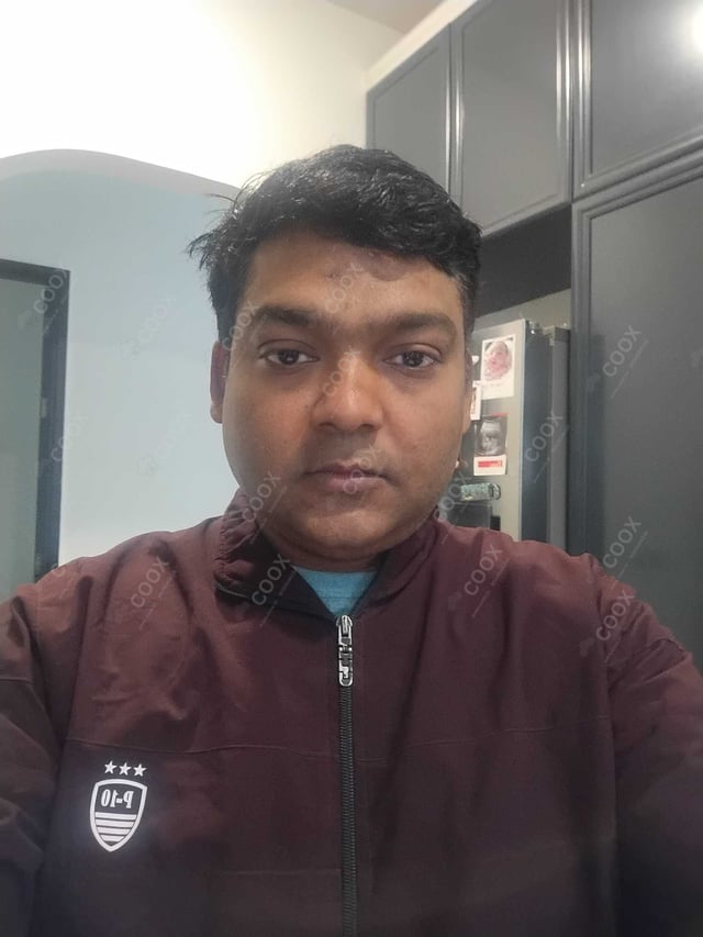 Chef from COOX at bookings. Professional cooks chefs at home