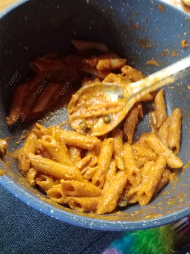 Delicious Pasta in White Sauce prepared by COOX