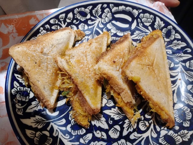 Tasty Grilled Veg Sandwiches cooked by COOX chefs cooks during occasions parties events at home