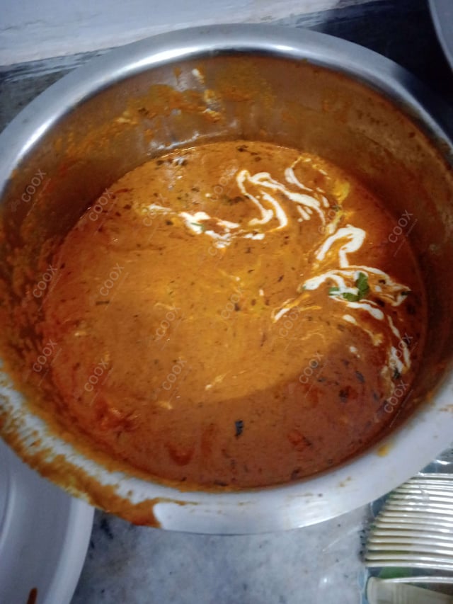 Delicious Shahi Paneer prepared by COOX