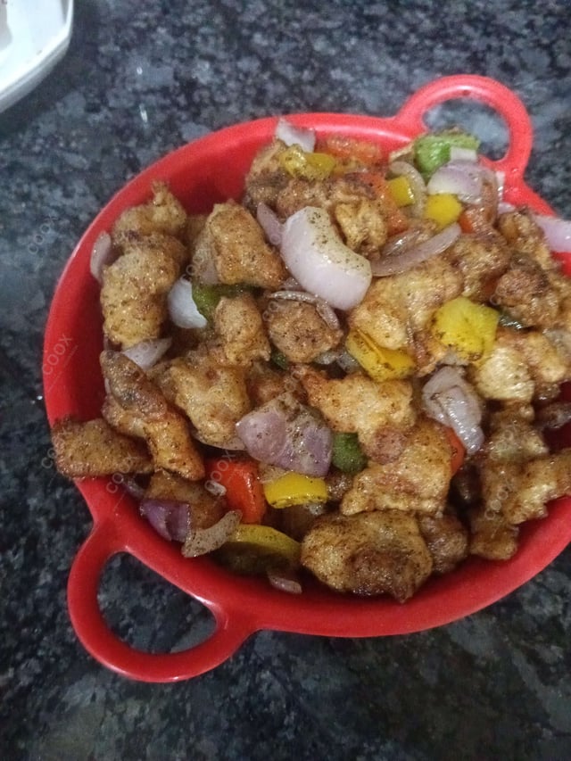 Tasty Chicken Salt and Pepper cooked by COOX chefs cooks during occasions parties events at home