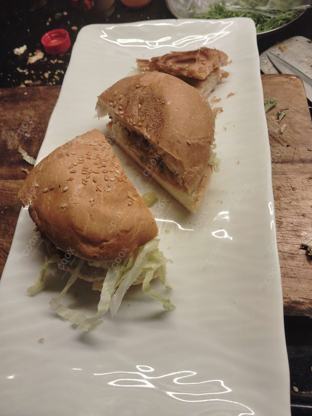 Delicious Chicken Tikka Burgers prepared by COOX