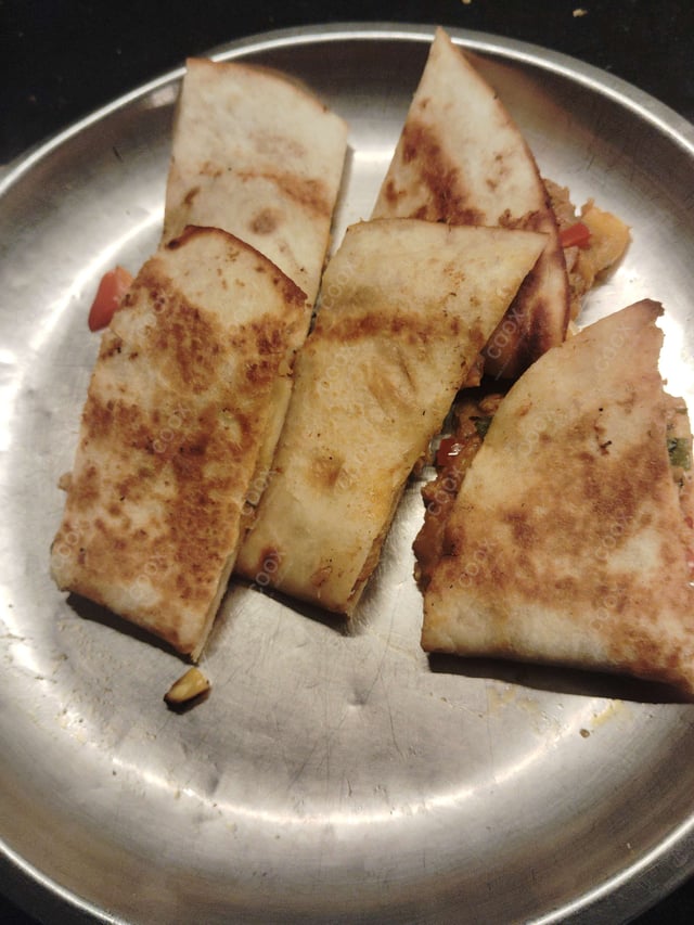 Delicious Chicken Quesadillas prepared by COOX
