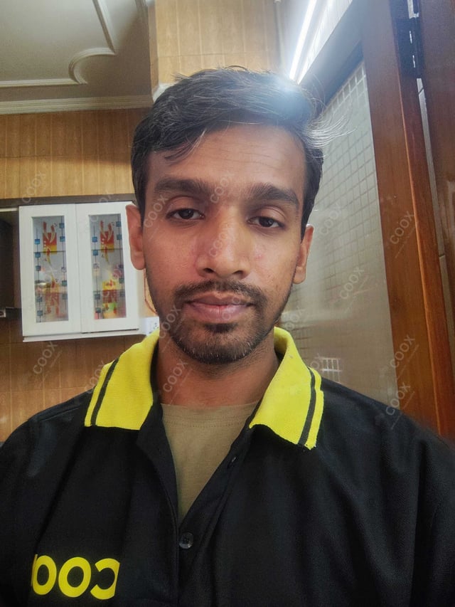 Chef from COOX at bookings. Professional cooks chefs at home