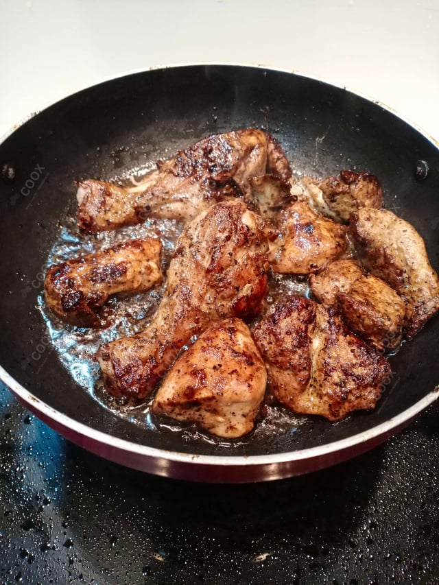 Delicious Pepper Chicken prepared by COOX