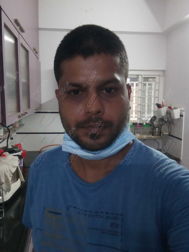 Chef from COOX at bookings. Professional cooks chefs at home