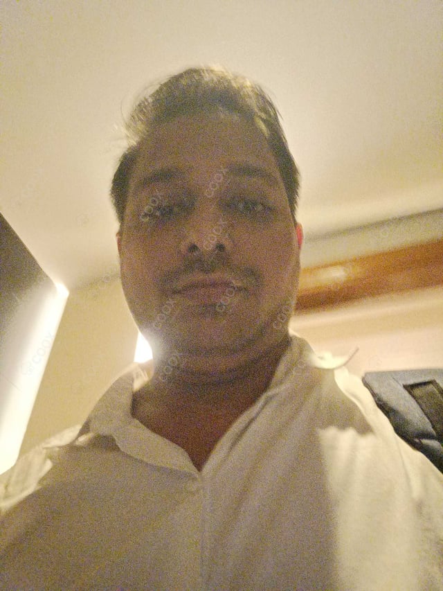 Chef from COOX at bookings. Professional cooks chefs at home