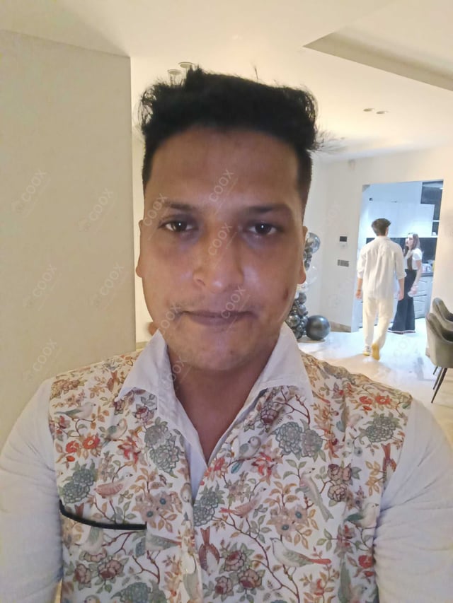 Chef from COOX at bookings. Professional cooks chefs at home