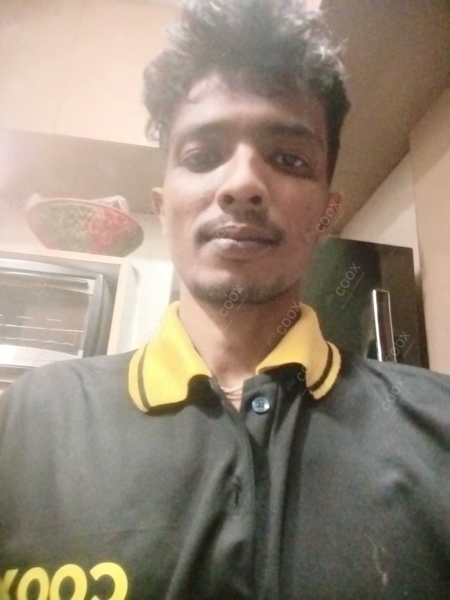 Chef from COOX at bookings. Professional cooks chefs at home