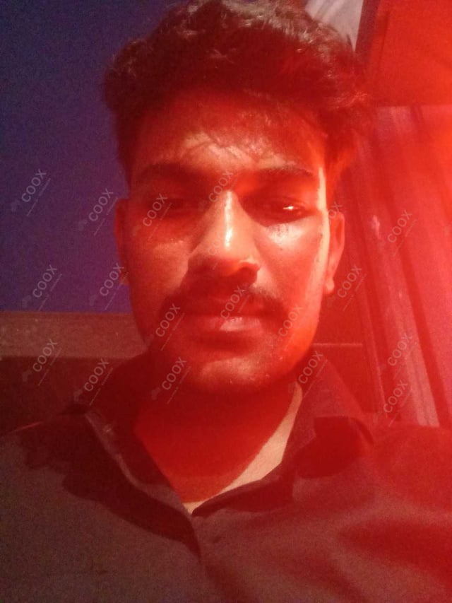 Chef from COOX at bookings. Professional cooks chefs at home