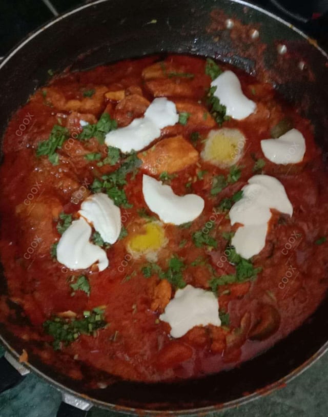 Tasty Kadhai Chicken cooked by COOX chefs cooks during occasions parties events at home