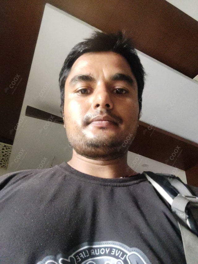 Chef from COOX at bookings. Professional cooks chefs at home