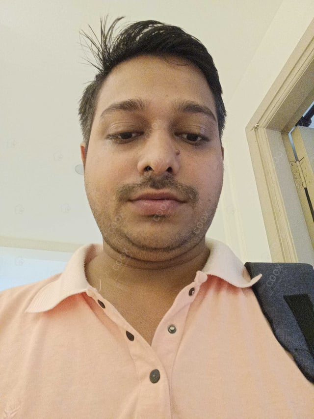 Chef from COOX at bookings. Professional cooks chefs at home