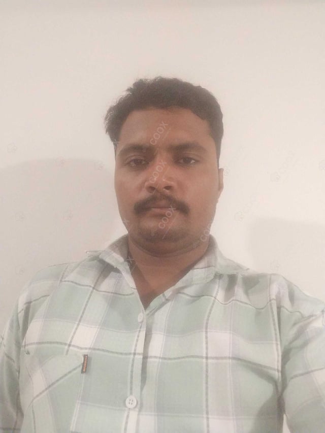 Chef from COOX at bookings. Professional cooks chefs at home