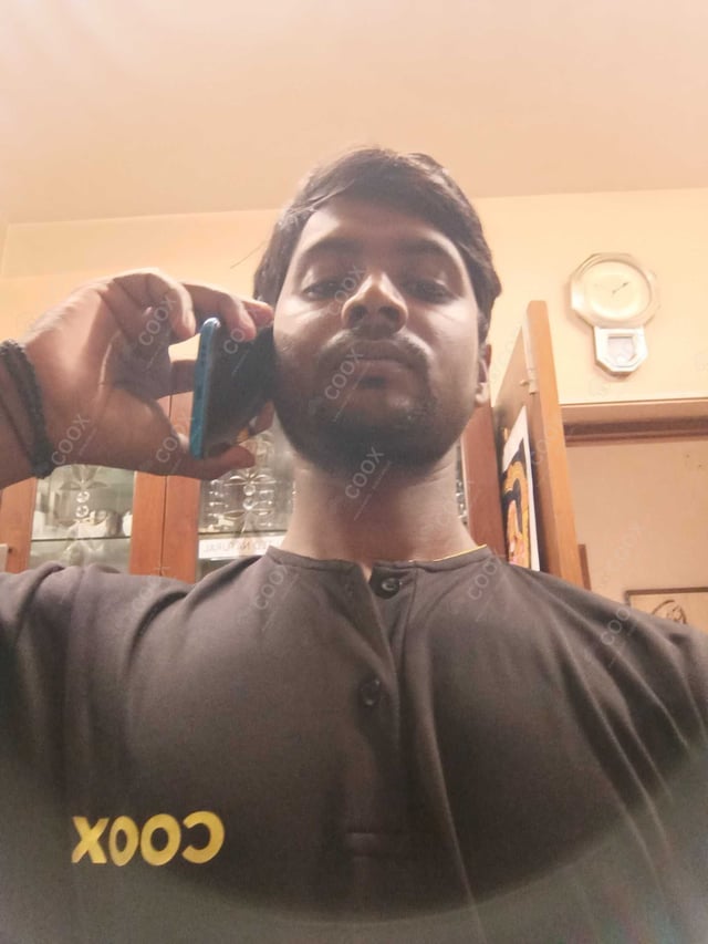 Chef from COOX at bookings. Professional cooks chefs at home