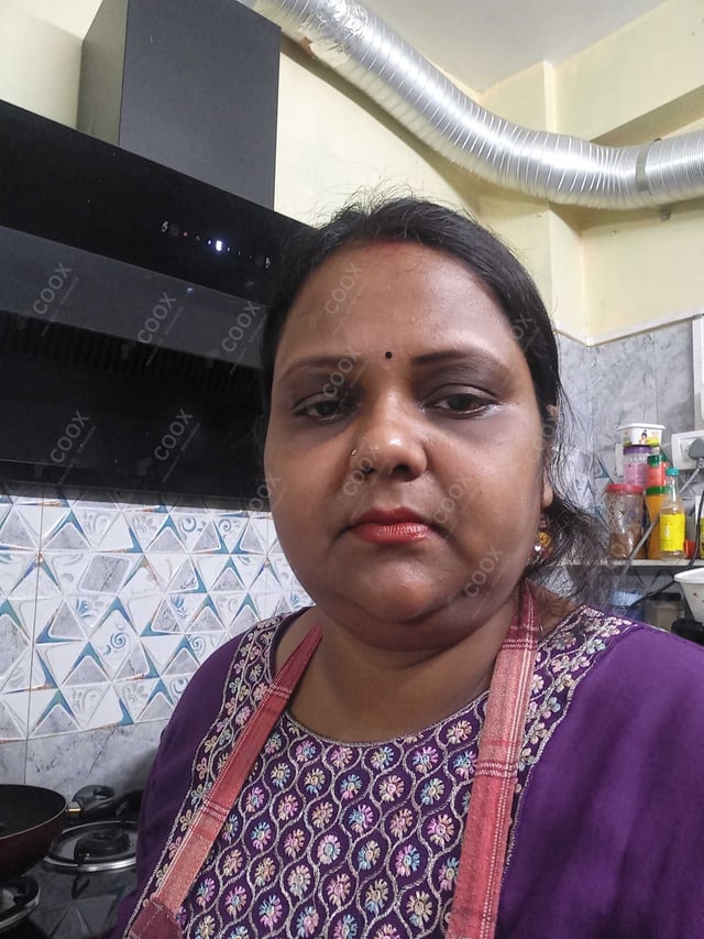 Chef from COOX at bookings. Professional cooks chefs at home