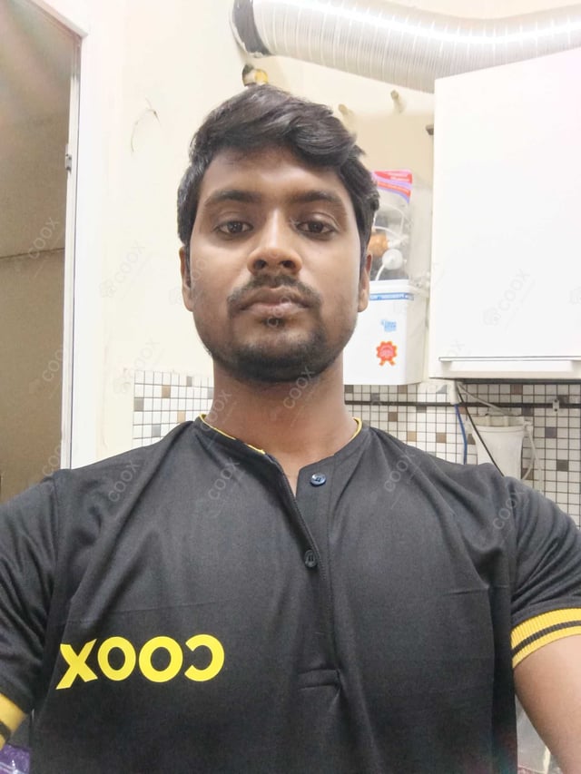 Chef from COOX at bookings. Professional cooks chefs at home