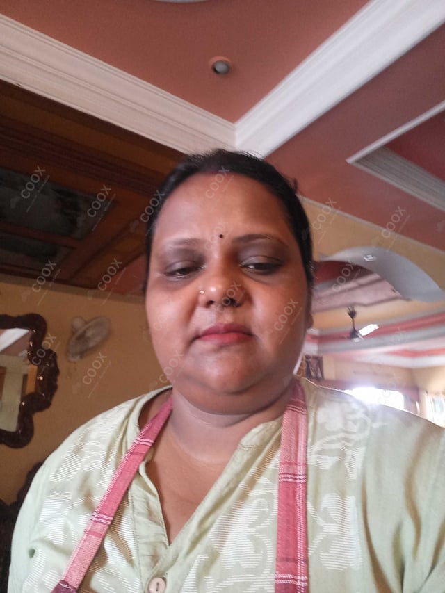 Chef from COOX at bookings. Professional cooks chefs at home