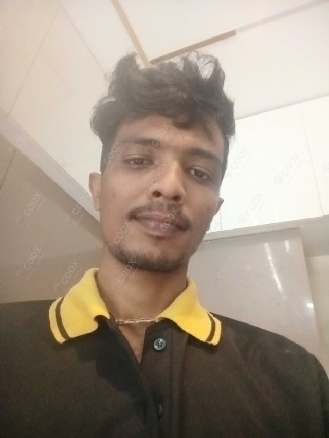 Chef from COOX at bookings. Professional cooks chefs at home