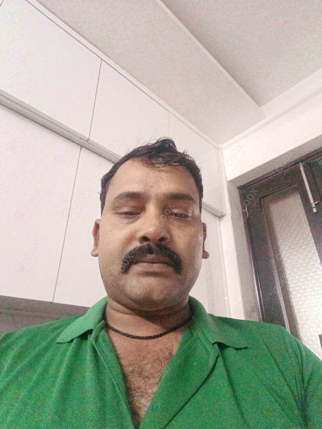 Chef from COOX at bookings. Professional cooks chefs at home