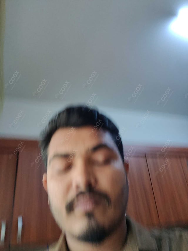 Chef from COOX at bookings. Professional cooks chefs at home