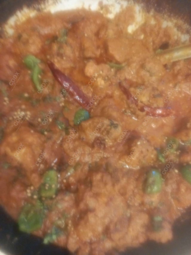 Delicious Kadhai Chicken prepared by COOX