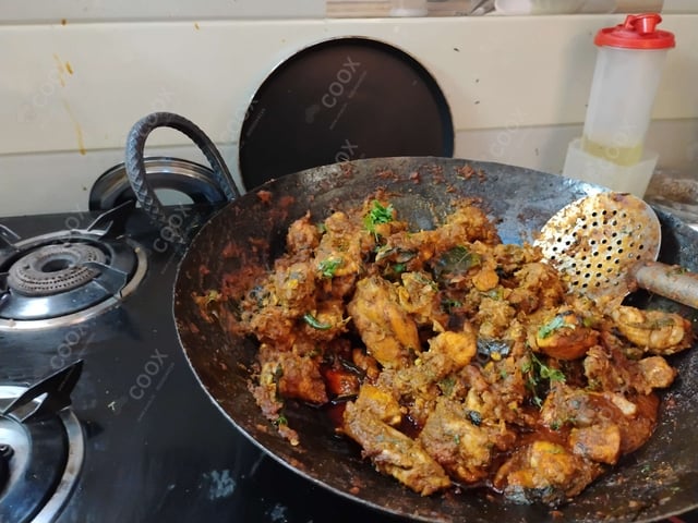 Tasty Chicken Fry cooked by COOX chefs cooks during occasions parties events at home