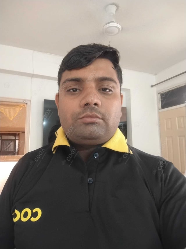 Chef from COOX at bookings. Professional cooks chefs at home