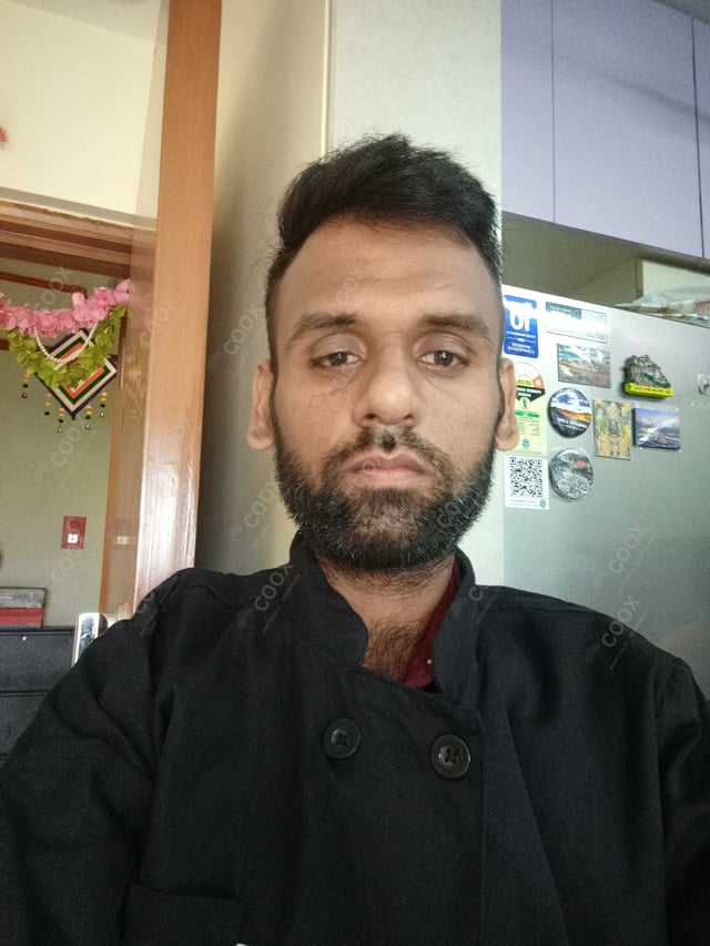 Chef from COOX at bookings. Professional cooks chefs at home