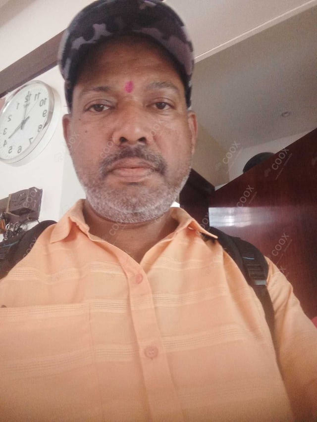 Chef from COOX at bookings. Professional cooks chefs at home