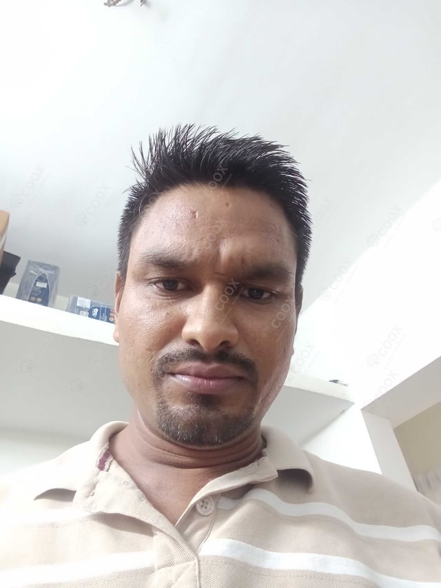 Chef from COOX at bookings. Professional cooks chefs at home