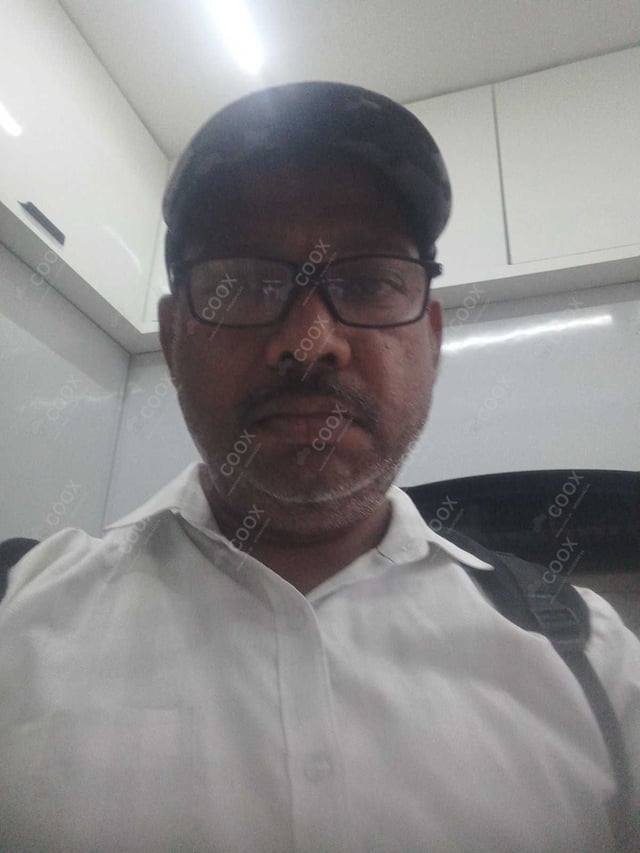 Chef from COOX at bookings. Professional cooks chefs at home