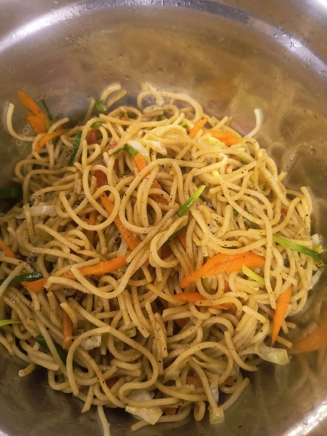 Delicious Chilli Garlic Noodles prepared by COOX