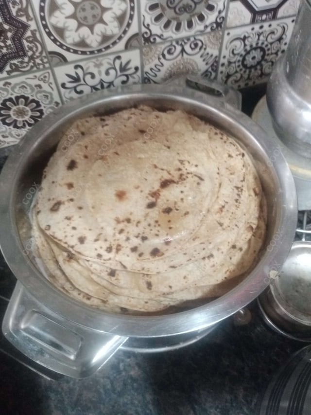 Delicious Tawa Rotis prepared by COOX