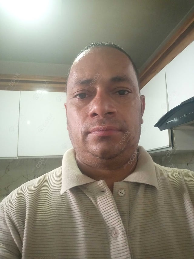 Chef from COOX at bookings. Professional cooks chefs at home